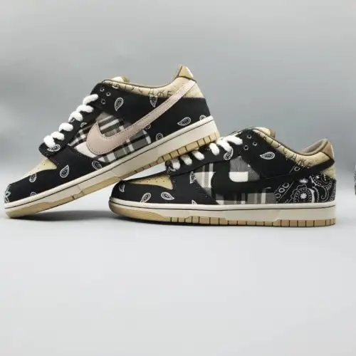 Travis Scott x Dunk Low Premium QS SB Dunk 'Cactus Jack'