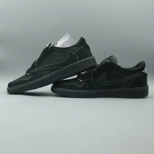 Travis Scott x Air Jordan 1 Travis Scott Retro Low OG SP 'Black Phantom'