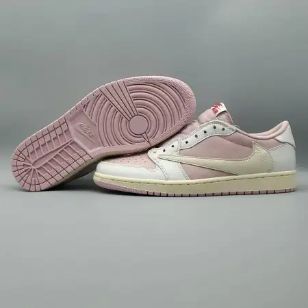 Travis Scott x Air Jordan 1 Low OG SP 'Sail  Air Jordan 1 Shy Pink'
