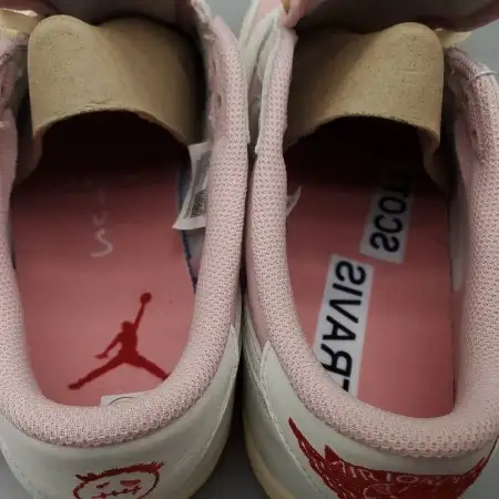 Travis Scott x Air Jordan 1 Low OG SP 'Sail  Air Jordan 1 Shy Pink'