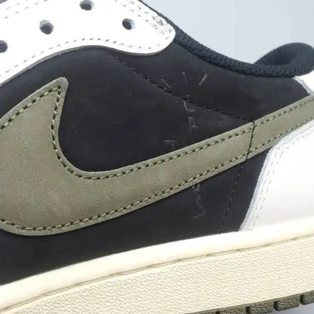 Travis Scott x Wmns Olive Air Jordan 1 Retro Low OG SP 'Olive'