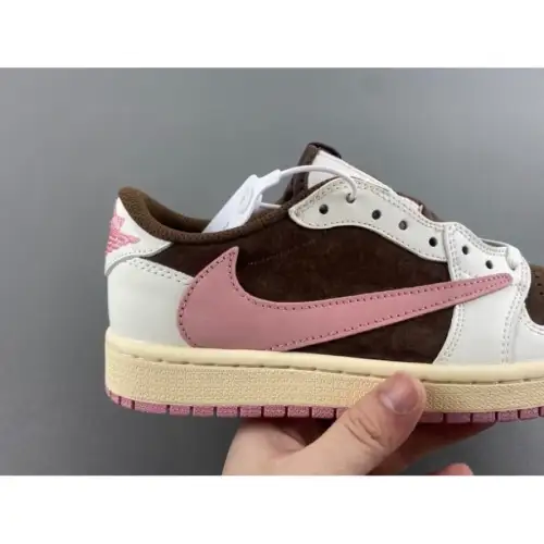 Travis Scott x Wmns Air Jordan 1 Retro Low OG SP Travis Scott 'Dark Pony Pink Oxford'