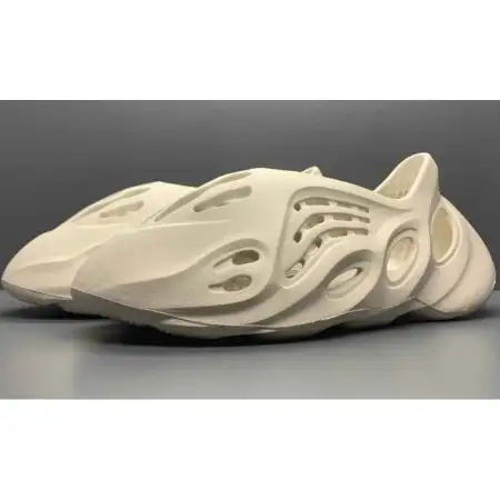 Yeezy Foam Runner 'Ararat' 5F61184