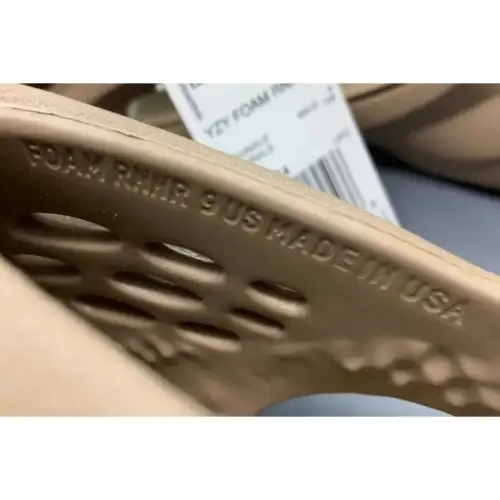 Yeezy Foam Runner Foam Runner 'Mist'