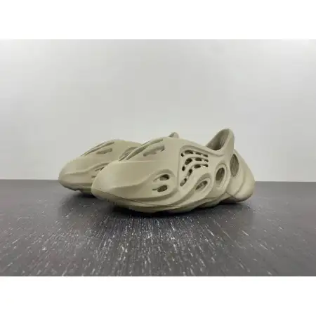 Yeezy Foam Runner 'Stone Salt' A3CA809