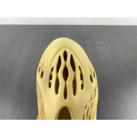 Yeezy Foam Runner Foam Runner 'Desert Sand'