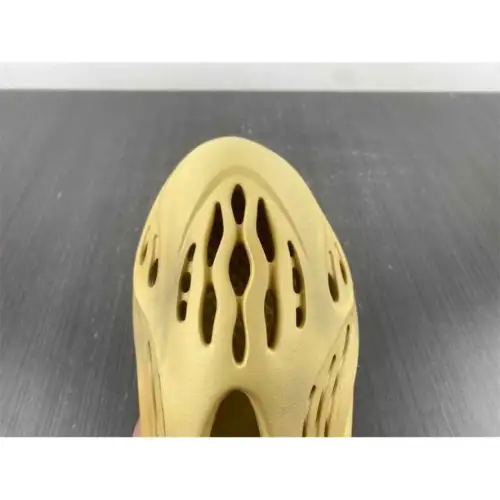 Yeezy Foam Runner Foam Runner 'Desert Sand'