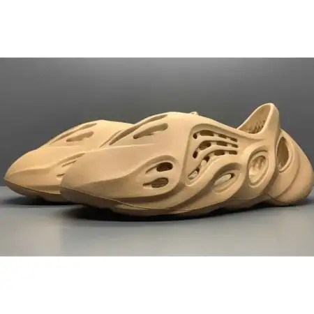 Yeezy Foam Runner 'Ochre' FCD1541