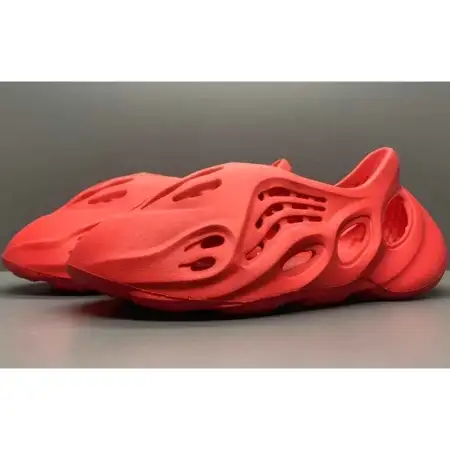 Yeezy Foam Runner 'Vermilion' 46D4D172