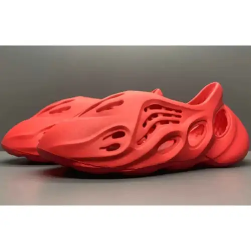 Yeezy Foam Runner Foam Runner 'Vermilion'