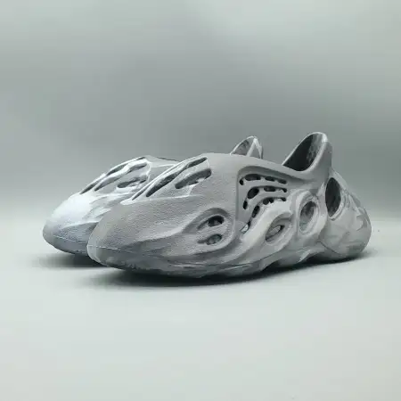 Yeezy Foam Runner 'MX Granite' 5480265