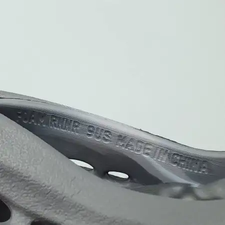 Yeezy Foam Runner Foam Runner 'MX Granite'