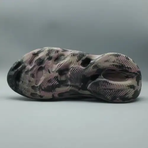 Yeezy Foam Runner Foam Runner 'MX Carbon'