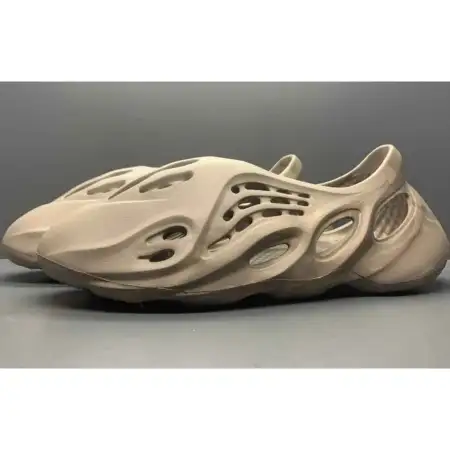 Yeezy Foam Runner 'Stone Sage' BFAD880