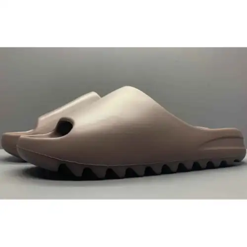 Yeezy Yeezy Slides Slides 'Soot'