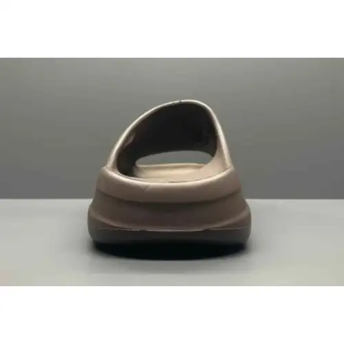 Yeezy Yeezy Slides Slides 'Soot'