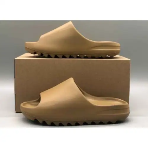 Yeezy Slides 'Ochre'