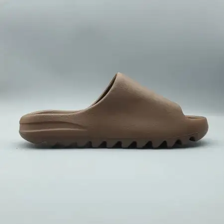 Yeezy Slides 'Soot' Yeezy Slides 2021