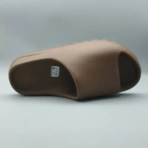 Yeezy Slides 'Soot' Yeezy Slides 2021