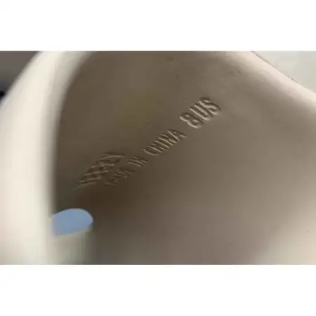 Yeezy Slides 'Pure'