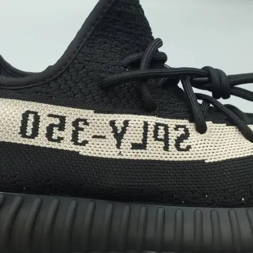 Yeezy Yeezy 350 V2 Boost 350 V2 'Oreo'