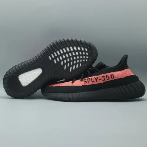 Yeezy Boost 350 Yeezy 350 V2 V2 'Red'