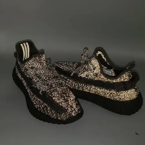 Yeezy Boost Yeezy 350 V2 350 V2 'Black Reflective'