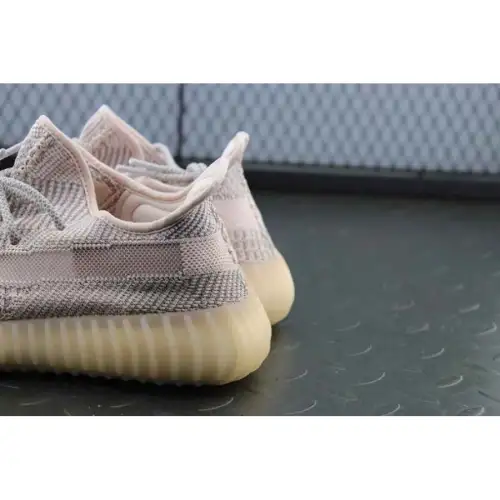 Yeezy Boost 350 Yeezy 350 V2 V2 'Synth Reflective'