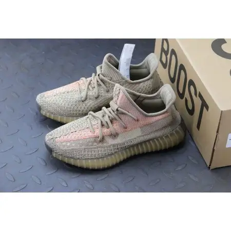 Yeezy Boost 350 V2 'Sand Taupe' 8D08527