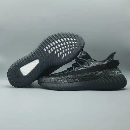 Yeezy  MX Dark Salt Boost 350 V2 'MX Dark Salt'