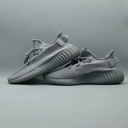 Yeezy Yeezy Boost 350 V2 'Steel Grey'
