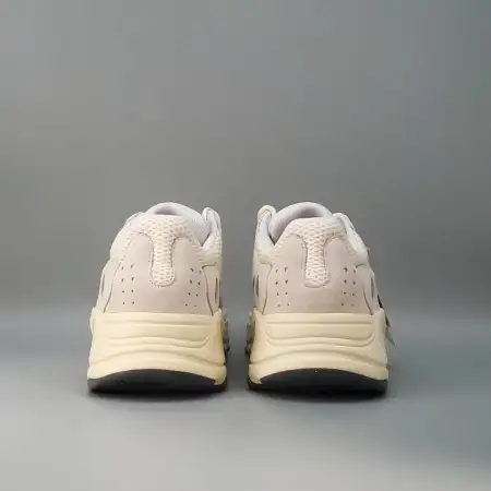 Yeezy Boost 700 'Analog'