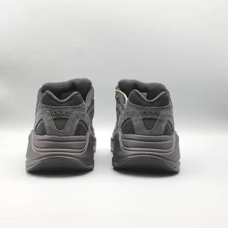 Yeezy Boost Yeezy 700 V2 700 V2 'Vanta'