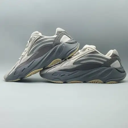 Yeezy Boost 700 Yeezy 700 V2 V2 'Tephra'