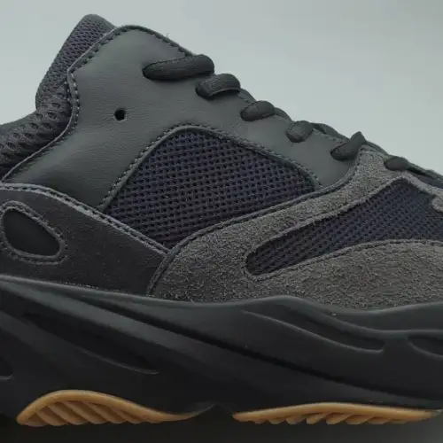 Yeezy Boost 700 Yeezy 700 'Utility Black'