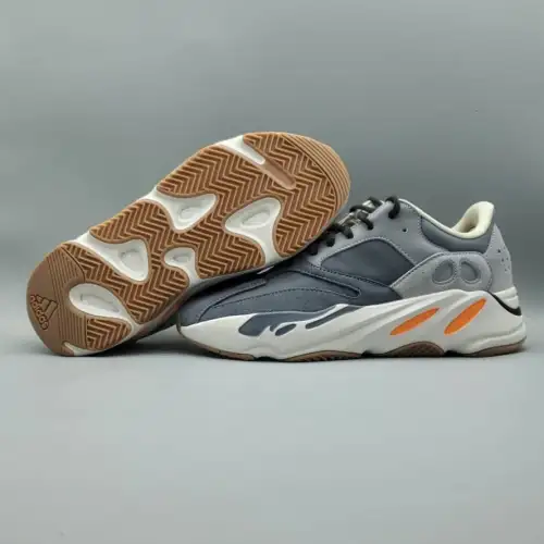 Yeezy Boost 700 'Magnet'