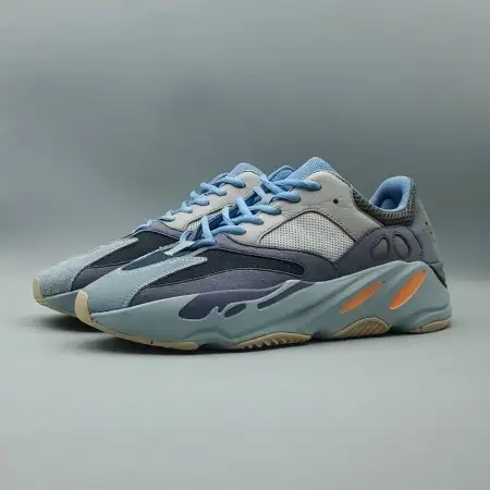 Yeezy Boost 700 'Carbon Blue' 541151484