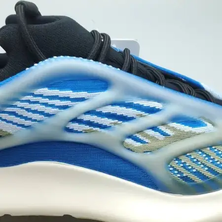 Yeezy 700 V3 Yeezy 700 V3 'Arzareth'