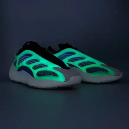 Yeezy 700 V3 Yeezy 700 V3 'Arzareth'