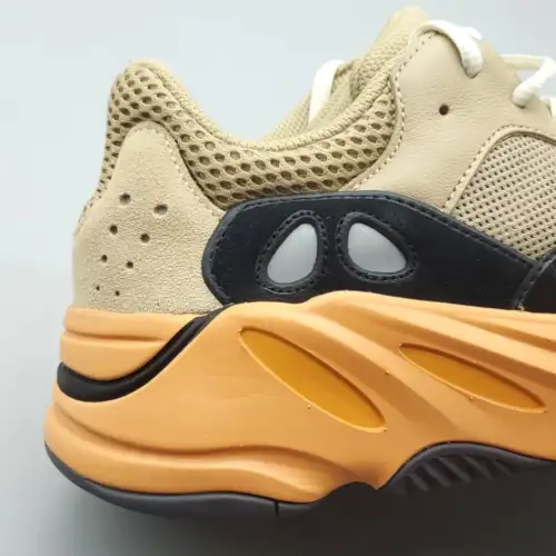 Yeezy Boost Yeezy 700 'Enflame Amber'
