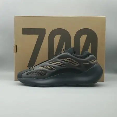 Yeezy 700 Yeezy 700 V3 V3 'Clay Brown'