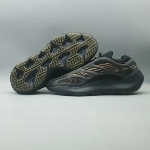 Yeezy 700 Yeezy 700 V3 V3 'Clay Brown'