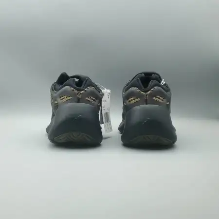 Yeezy 700 Yeezy 700 V3 V3 'Clay Brown'