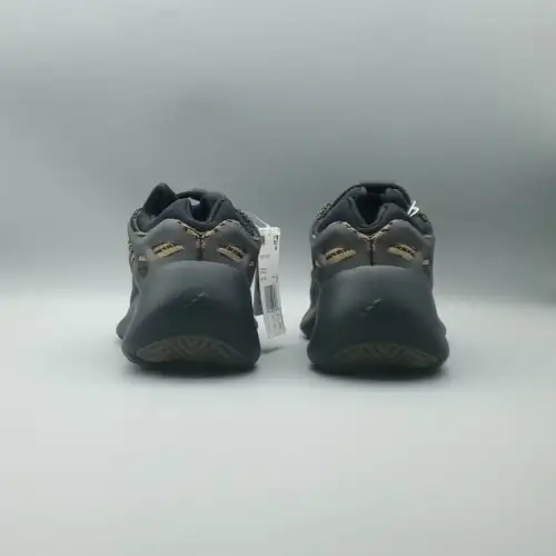 Yeezy 700 Yeezy 700 V3 V3 'Clay Brown'