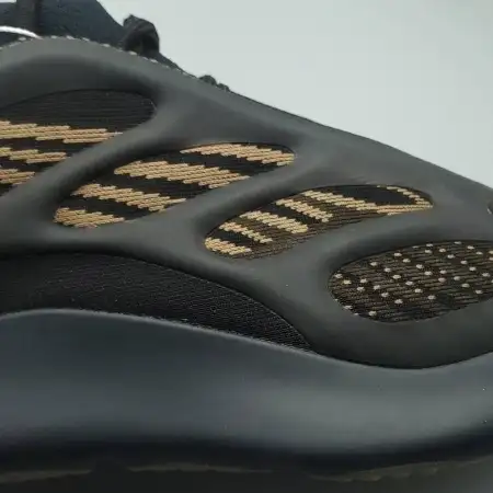 Yeezy 700 Yeezy 700 V3 V3 'Clay Brown'