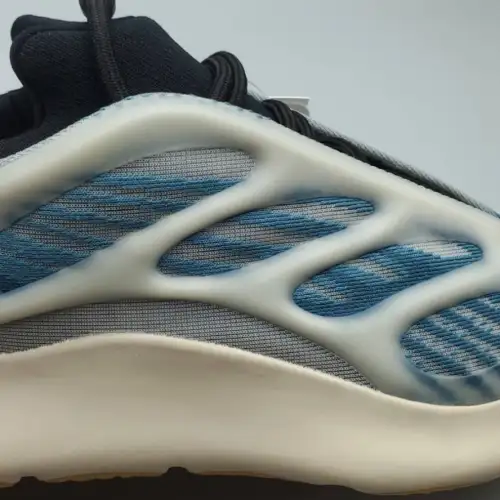 Yeezy 700 V3 'Kyanite'