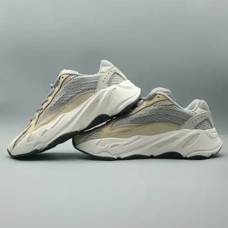 Yeezy Boost Yeezy 700 V2 700 V2 'Cream'