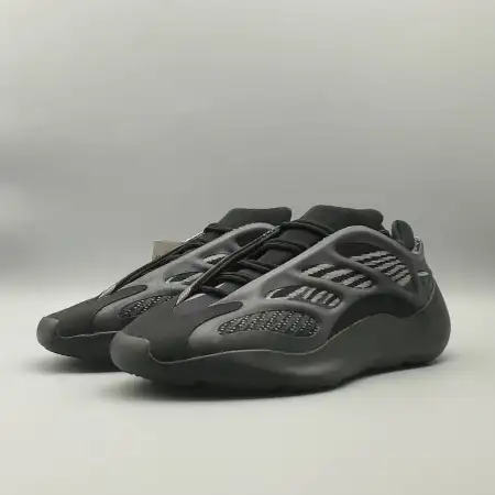 Yeezy 700 V3 'Alvah' 0BF31347