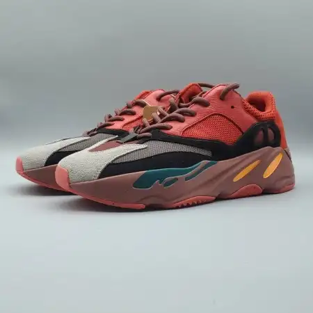 Yeezy Boost 700 'Hi-Res Red' 25351249