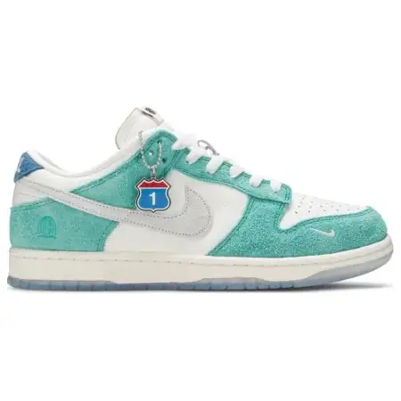 Kasina x Dunk Low 'Road Sign'